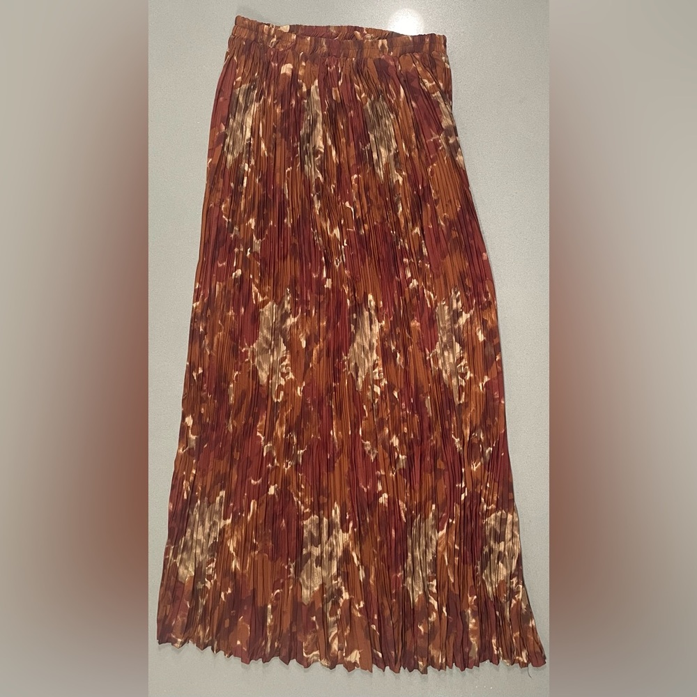 Vintage brown pleated maxi skirt